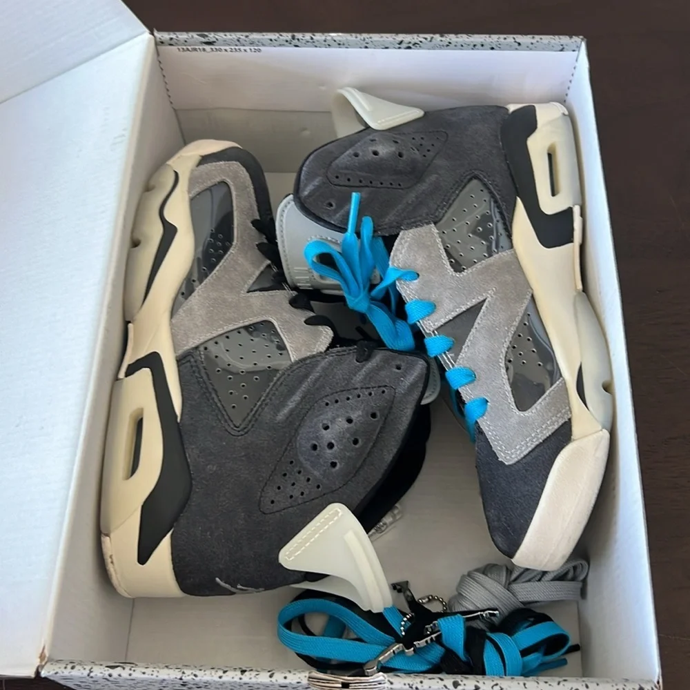 Air Jordan 6 Retro Tech Chrome Women's 8 - Picture 14 of 14